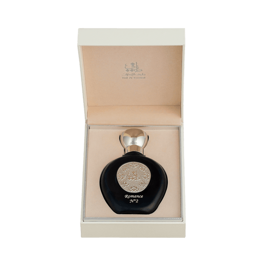 R 02 A FLORAL AURA WITH WARM NOTES